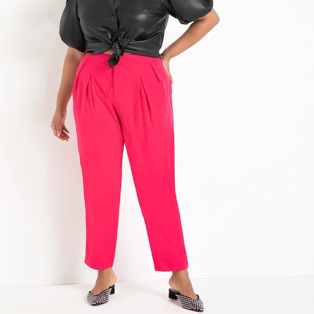 CLOSET CLEAN OUT! MAKE AN OFFER!! Eloquii Pink Pleat Detail Trouser